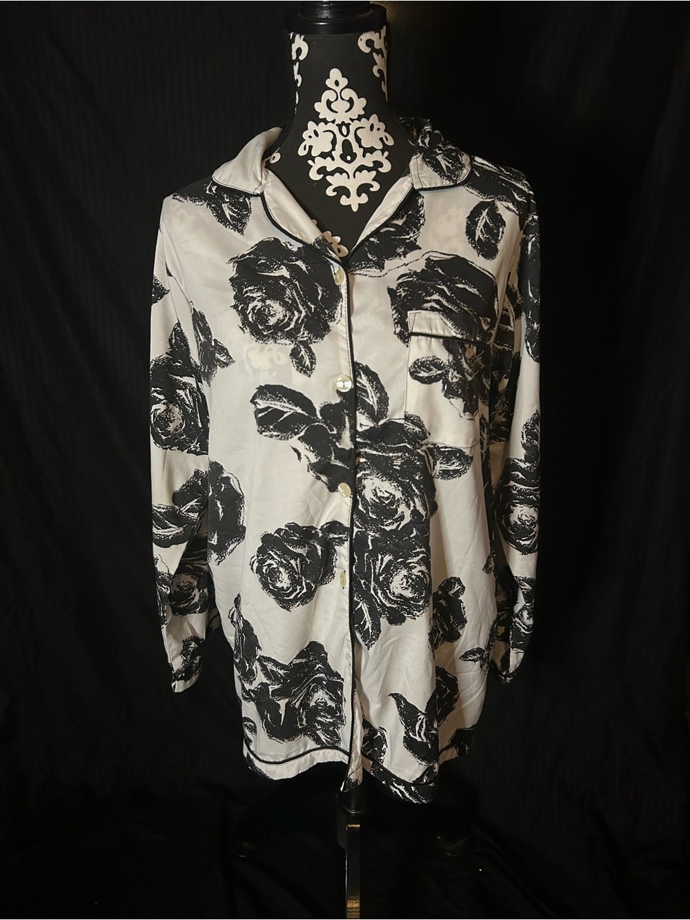 Women’s Black & White Floral Pajama Top